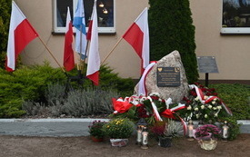 Pomnik_Kruteczek_45