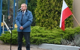 Pomnik_Kruteczek_38