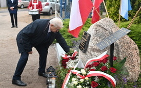 Pomnik_Kruteczek_31