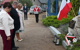 Pomnik_Kruteczek_26