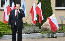 Pomnik_Kruteczek_16