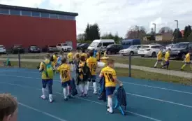 Trzy zespoły z Lubasza na finale Powiatowym turnieju o Puchar Tymbarku 8