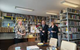 Biblioteka_11