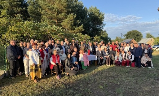 Zdjęcie do Muzyka, tradycja i wsp&oacute;lna biesiada - spotkanie senior&oacute;w w Antoniewie
