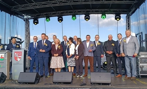 Zdjęcie do Gmina Lubasz z sukcesami podczas dożynek gminno-powiatowych w Gulczu